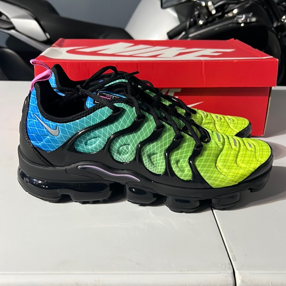 Nike air vapor max plus size 12, 2019 brand new never worn with box.